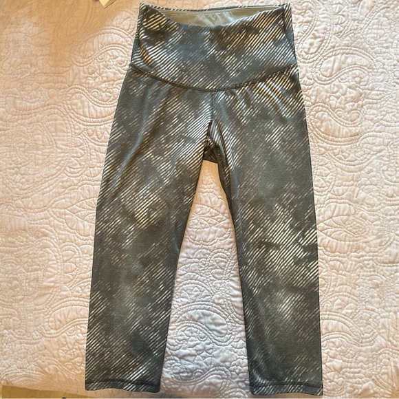 Old Navy| Active Wear Set| Women’s Size Small| Soft| Comfortable| Warm|7/8 Long - Picture 3 of 9